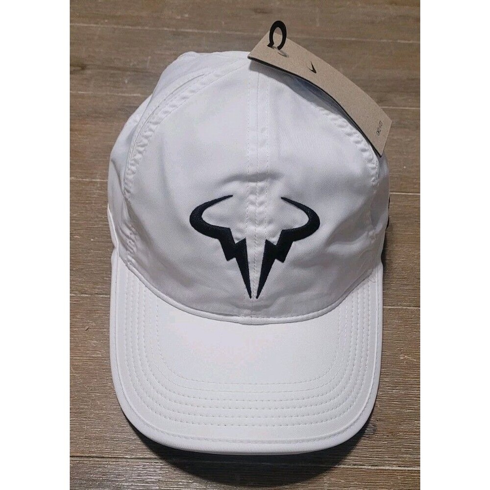 Nike Dri Fit Rafa Nadal Club Cap Size M/L White Tennis Hat FB5600-100 Aerobill